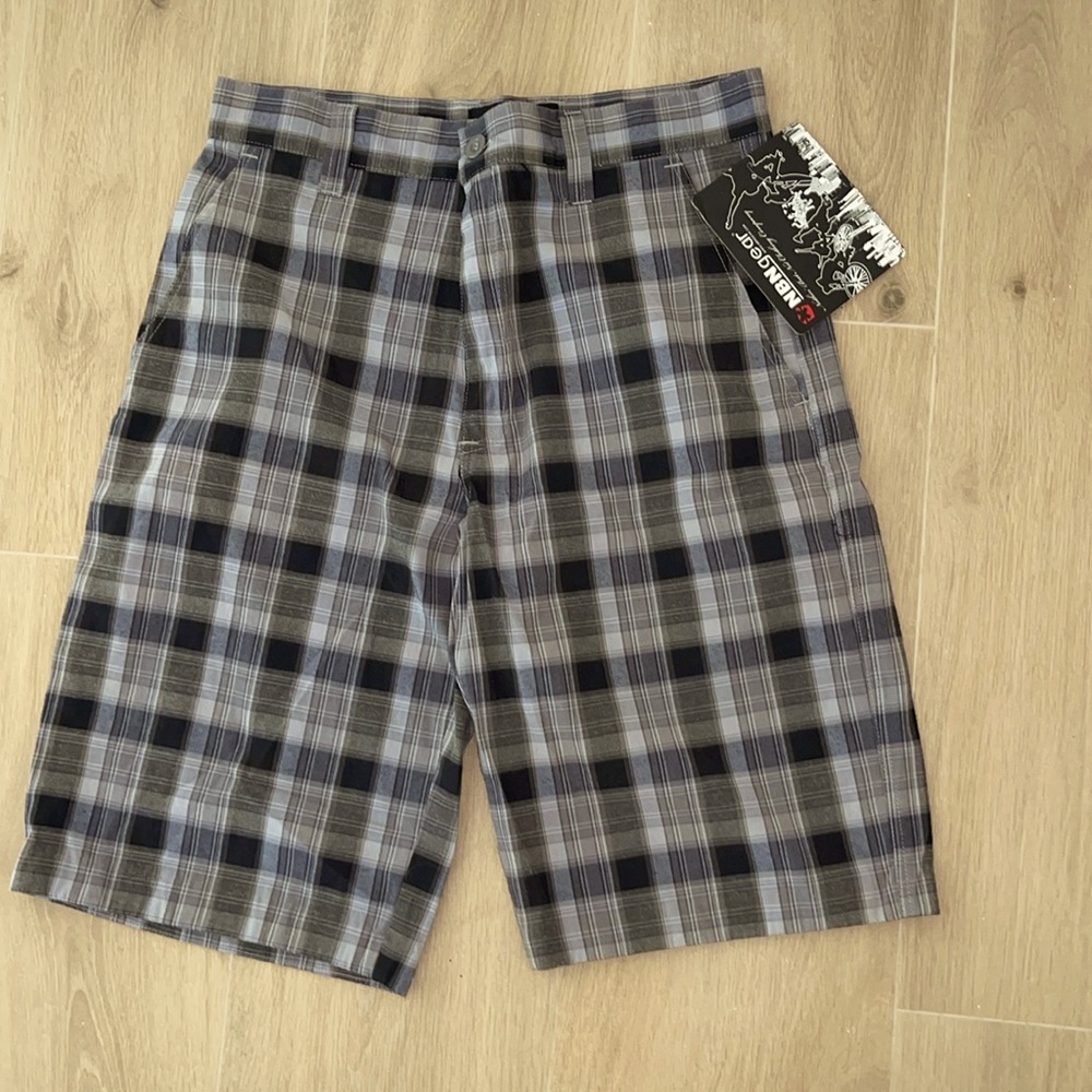 🩳NBNGear Men’s Black / Grey Plaid Shorts Size 32 NWT